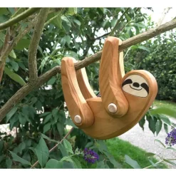 Bajo Sloth By Tobe