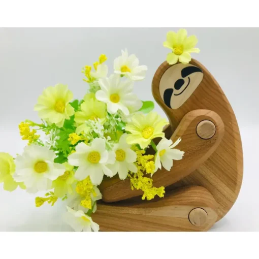 Bajo Sloth By Tobe