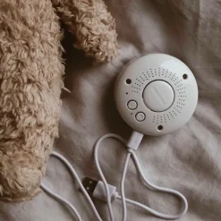 Cream Moonie Humming Bear with Lamp