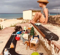 Waytoplay NEW King of the Road, Road Track with two Cars
